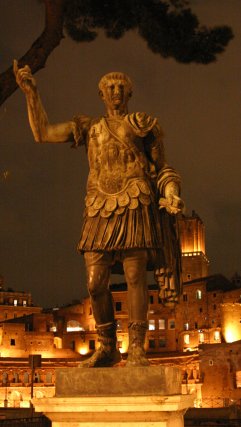 Night picture of Caesar in downtown Rome