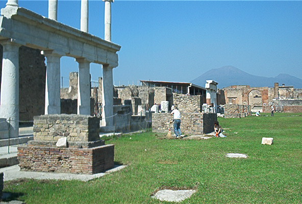 View of a coutryard in Pompeii