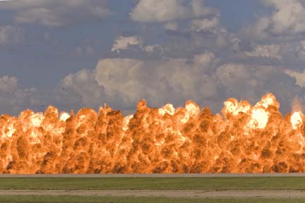 Explosion at EAA Airventure 2008, Oshkosh, Wisconsin